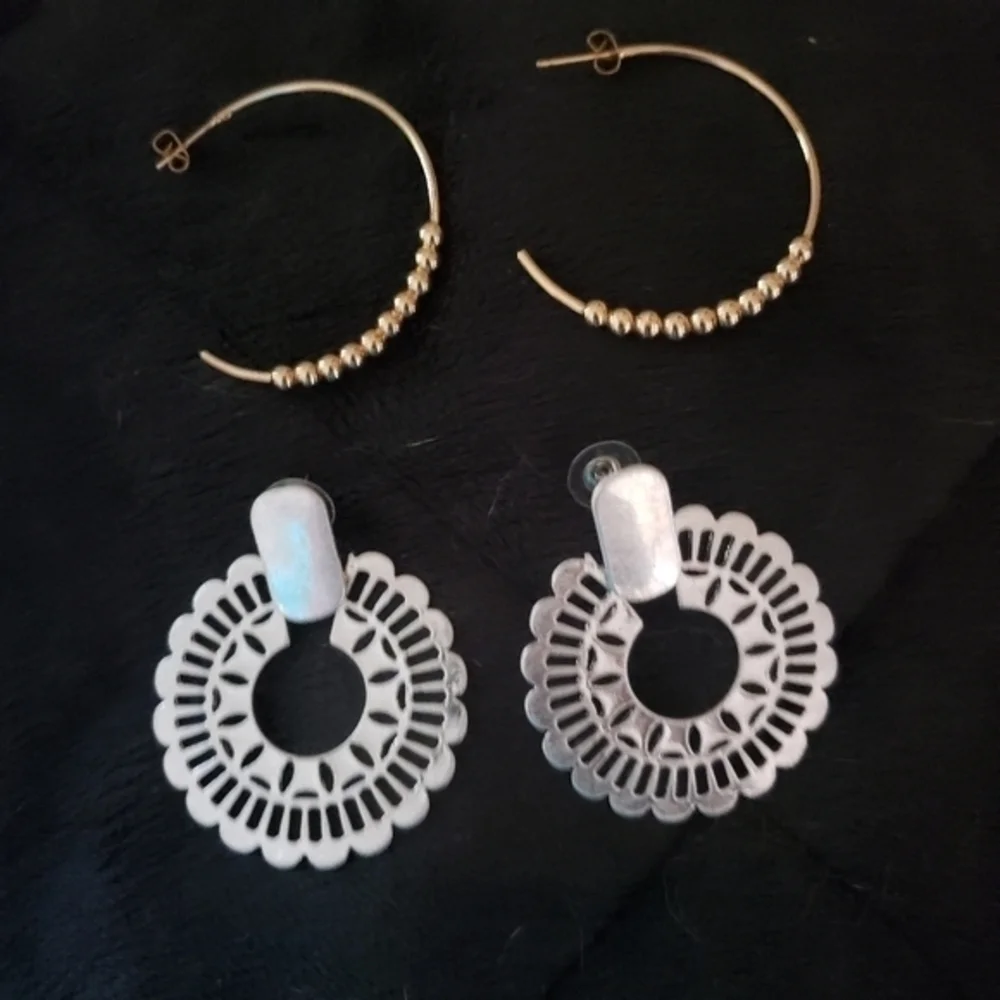 Bundle 14 Pomina‎ earrings